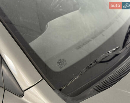 Серый Киа Рио, объемом двигателя 1.4 л и пробегом 99 тыс. км за 5500 $, фото 11 на Automoto.ua