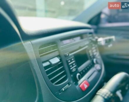 Серый Киа Рио, объемом двигателя 1.4 л и пробегом 140 тыс. км за 5800 $, фото 20 на Automoto.ua