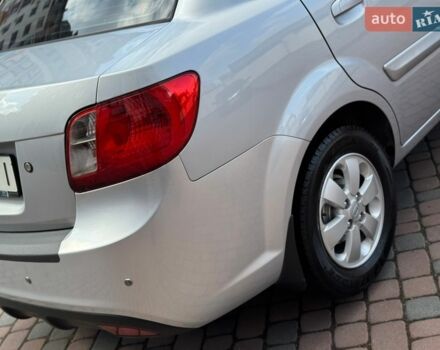 Серый Киа Рио, объемом двигателя 1.4 л и пробегом 227 тыс. км за 6850 $, фото 163 на Automoto.ua