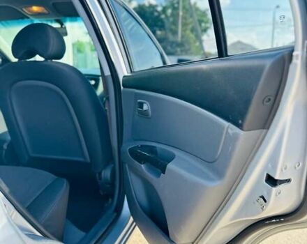 Серый Киа Рио, объемом двигателя 1.4 л и пробегом 140 тыс. км за 5800 $, фото 34 на Automoto.ua