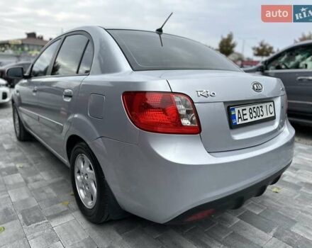 Серый Киа Рио, объемом двигателя 1.49 л и пробегом 297 тыс. км за 5999 $, фото 13 на Automoto.ua