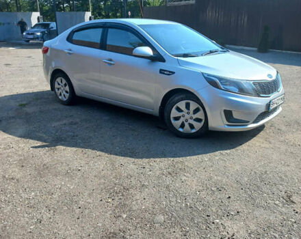 Серый Киа Рио, объемом двигателя 1.4 л и пробегом 140 тыс. км за 6900 $, фото 2 на Automoto.ua