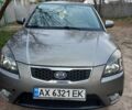 Серый Киа Рио, объемом двигателя 1.4 л и пробегом 197 тыс. км за 5700 $, фото 2 на Automoto.ua
