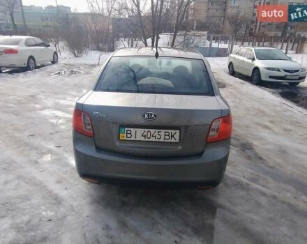 Серый Киа Рио, объемом двигателя 1.4 л и пробегом 271 тыс. км за 5000 $, фото 7 на Automoto.ua