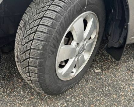 Серый Киа Рио, объемом двигателя 1.4 л и пробегом 135 тыс. км за 6999 $, фото 19 на Automoto.ua