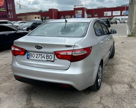 Серый Киа Рио, объемом двигателя 1.4 л и пробегом 257 тыс. км за 6800 $, фото 5 на Automoto.ua