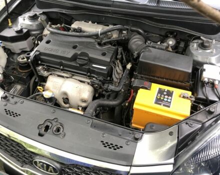 Сірий Кіа Ріо, об'ємом двигуна 1.4 л та пробігом 168 тис. км за 4998 $, фото 9 на Automoto.ua
