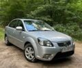 Сірий Кіа Ріо, об'ємом двигуна 1.4 л та пробігом 174 тис. км за 5900 $, фото 1 на Automoto.ua