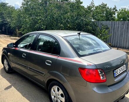 Сірий Кіа Ріо, об'ємом двигуна 1.4 л та пробігом 92 тис. км за 3700 $, фото 5 на Automoto.ua