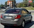 Серый Киа Рио, объемом двигателя 1.4 л и пробегом 135 тыс. км за 4999 $, фото 4 на Automoto.ua