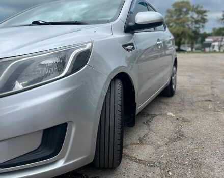 Серый Киа Рио, объемом двигателя 1.4 л и пробегом 257 тыс. км за 6800 $, фото 2 на Automoto.ua