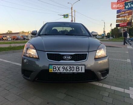 Сірий Кіа Ріо, об'ємом двигуна 1.4 л та пробігом 199 тис. км за 5900 $, фото 2 на Automoto.ua