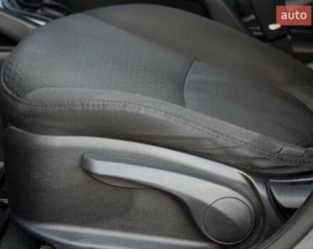 Серый Киа Рио, объемом двигателя 1.4 л и пробегом 204 тыс. км за 6200 $, фото 28 на Automoto.ua