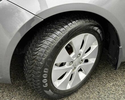 Сірий Кіа Ріо, об'ємом двигуна 1.6 л та пробігом 139 тис. км за 8500 $, фото 8 на Automoto.ua