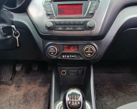 Серый Киа Рио, объемом двигателя 1.6 л и пробегом 190 тыс. км за 7824 $, фото 5 на Automoto.ua
