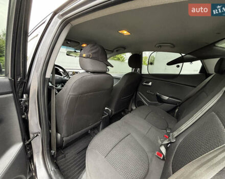 Серый Киа Рио, объемом двигателя 1.4 л и пробегом 174 тыс. км за 6200 $, фото 14 на Automoto.ua
