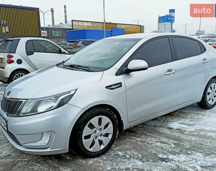 Серый Киа Рио, объемом двигателя 1.6 л и пробегом 180 тыс. км за 8000 $, фото 1 на Automoto.ua