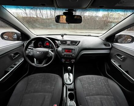 Сірий Кіа Ріо, об'ємом двигуна 1.6 л та пробігом 139 тис. км за 8500 $, фото 10 на Automoto.ua