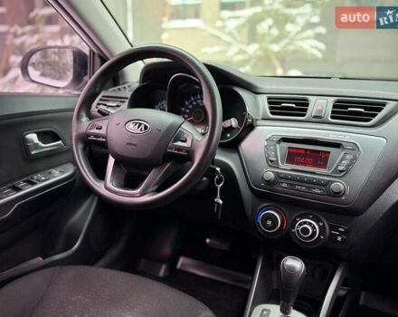 Серый Киа Рио, объемом двигателя 1.59 л и пробегом 180 тыс. км за 8950 $, фото 15 на Automoto.ua