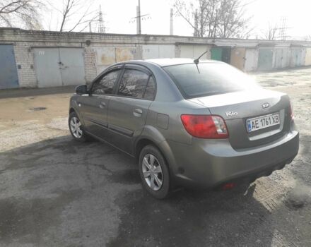 Серый Киа Рио, объемом двигателя 1.4 л и пробегом 153 тыс. км за 5500 $, фото 3 на Automoto.ua