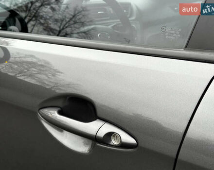 Сірий Кіа Ріо, об'ємом двигуна 1.6 л та пробігом 139 тис. км за 8500 $, фото 12 на Automoto.ua