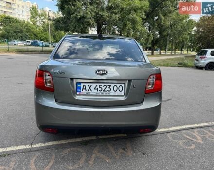 Сірий Кіа Ріо, об'ємом двигуна 1.4 л та пробігом 194 тис. км за 4999 $, фото 5 на Automoto.ua