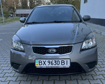 Сірий Кіа Ріо, об'ємом двигуна 1.4 л та пробігом 199 тис. км за 5400 $, фото 6 на Automoto.ua