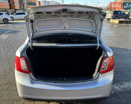 Серый Киа Рио, объемом двигателя 1.4 л и пробегом 138 тыс. км за 6000 $, фото 16 на Automoto.ua