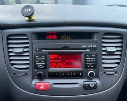 Серый Киа Рио, объемом двигателя 1.4 л и пробегом 168 тыс. км за 4590 $, фото 23 на Automoto.ua