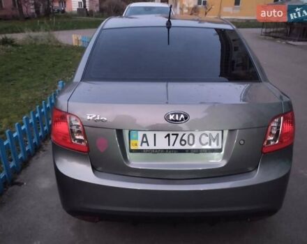 Серый Киа Рио, объемом двигателя 1.4 л и пробегом 145 тыс. км за 4500 $, фото 7 на Automoto.ua