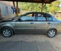 Серый Киа Рио, объемом двигателя 1.4 л и пробегом 160 тыс. км за 5116 $, фото 3 на Automoto.ua