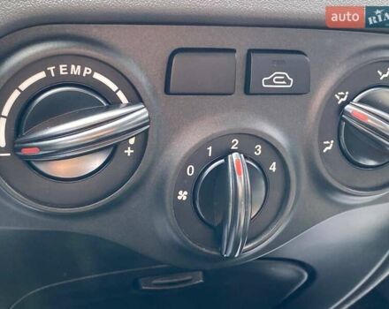 Серый Киа Рио, объемом двигателя 1.4 л и пробегом 80 тыс. км за 5000 $, фото 21 на Automoto.ua