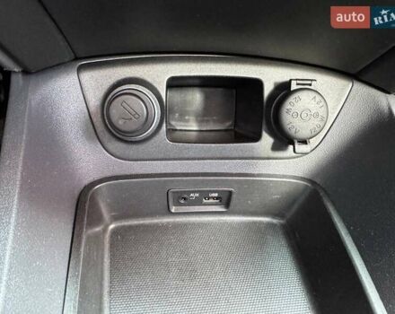 Серый Киа Рио, объемом двигателя 1.4 л и пробегом 89 тыс. км за 4900 $, фото 20 на Automoto.ua