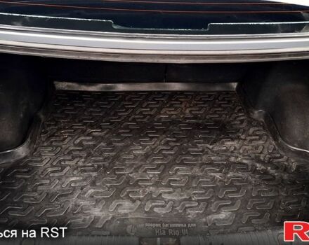 Серый Киа Рио, объемом двигателя 1.4 л и пробегом 243 тыс. км за 5700 $, фото 13 на Automoto.ua