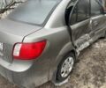 Серый Киа Рио, объемом двигателя 1.4 л и пробегом 210 тыс. км за 2400 $, фото 3 на Automoto.ua