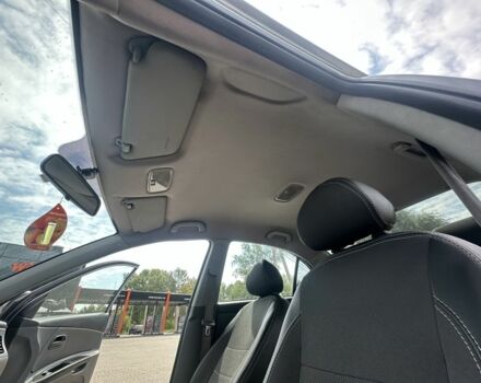 Сірий Кіа Ріо, об'ємом двигуна 1.4 л та пробігом 380 тис. км за 4510 $, фото 7 на Automoto.ua