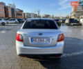 Серый Киа Рио, объемом двигателя 1.4 л и пробегом 138 тыс. км за 6000 $, фото 4 на Automoto.ua
