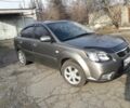 Серый Киа Рио, объемом двигателя 1.4 л и пробегом 153 тыс. км за 5500 $, фото 1 на Automoto.ua
