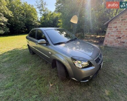 Сірий Кіа Ріо, об'ємом двигуна 1.4 л та пробігом 167 тис. км за 5500 $, фото 20 на Automoto.ua