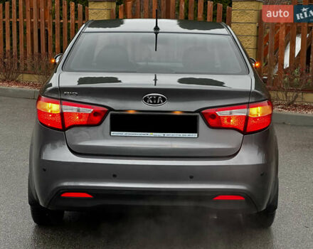 Сірий Кіа Ріо, об'ємом двигуна 1.6 л та пробігом 139 тис. км за 8500 $, фото 7 на Automoto.ua