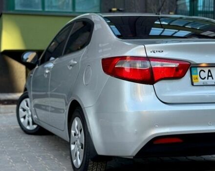 Сірий Кіа Ріо, об'ємом двигуна 1.6 л та пробігом 180 тис. км за 8900 $, фото 11 на Automoto.ua