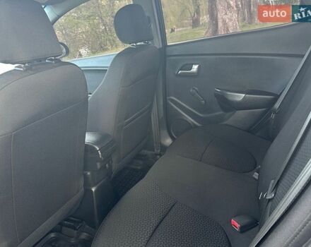 Серый Киа Рио, объемом двигателя 1.4 л и пробегом 155 тыс. км за 6700 $, фото 12 на Automoto.ua