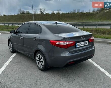 Серый Киа Рио, объемом двигателя 1.4 л и пробегом 155 тыс. км за 6700 $, фото 5 на Automoto.ua