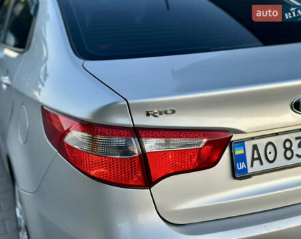 Серый Киа Рио, объемом двигателя 1.4 л и пробегом 178 тыс. км за 5600 $, фото 11 на Automoto.ua
