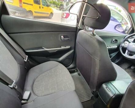 Серый Киа Рио, объемом двигателя 1.6 л и пробегом 190 тыс. км за 7824 $, фото 4 на Automoto.ua