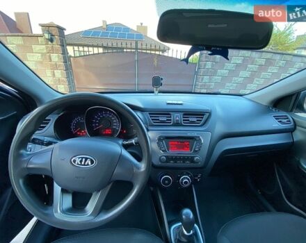 Сірий Кіа Ріо, об'ємом двигуна 1.4 л та пробігом 94 тис. км за 7600 $, фото 12 на Automoto.ua