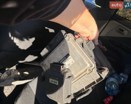 Сірий Кіа Ріо, об'ємом двигуна 1.4 л та пробігом 260 тис. км за 1500 $, фото 19 на Automoto.ua