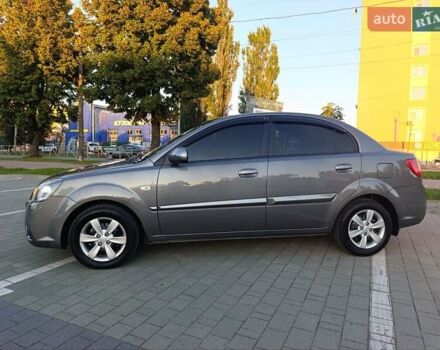 Сірий Кіа Ріо, об'ємом двигуна 1.4 л та пробігом 199 тис. км за 5900 $, фото 11 на Automoto.ua
