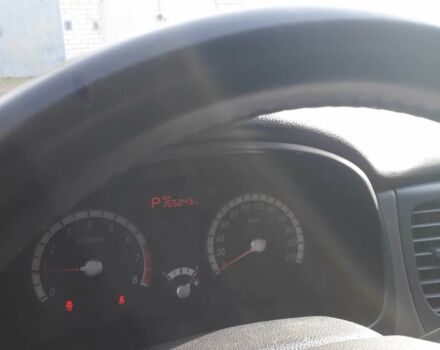 Серый Киа Рио, объемом двигателя 1.4 л и пробегом 153 тыс. км за 5500 $, фото 9 на Automoto.ua