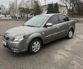 Серый Киа Рио, объемом двигателя 1.4 л и пробегом 135 тыс. км за 6999 $, фото 3 на Automoto.ua